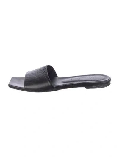 Pre-owned Aeyde Leather Slides In Black