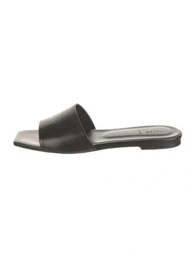 Pre-owned Aeyde Leather Slides In Black