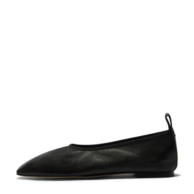 Aeyde Nomi Leather Flats In Black