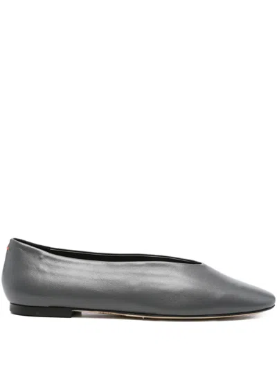 Aeyde Pointed-toe Leather Flats In Gray