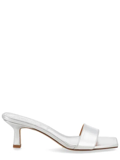 Aeyde Silver Laminated Nappa Leather Cross Breed Lamb Leather Sandals In Black