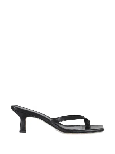 Aeyde Strappy Thong Sandals In Black