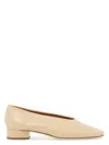 Aeyde Deliana Low-heel Pumps In Beige
