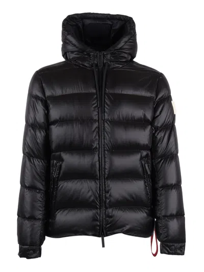 After Label 标签 Capospalla Uomo 之后 In Black