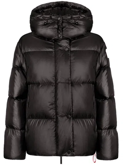 After Label Coat In Black