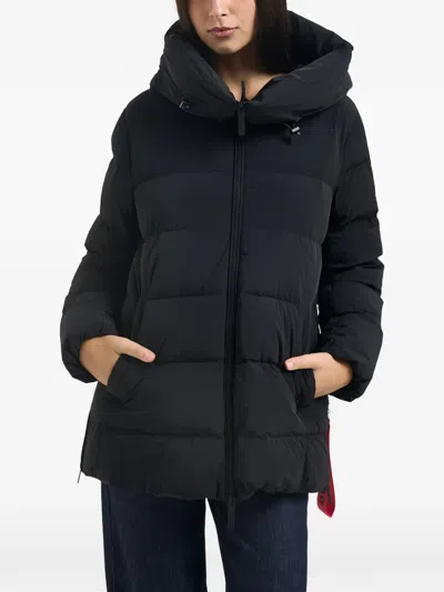 After Label Levi Coat In Black