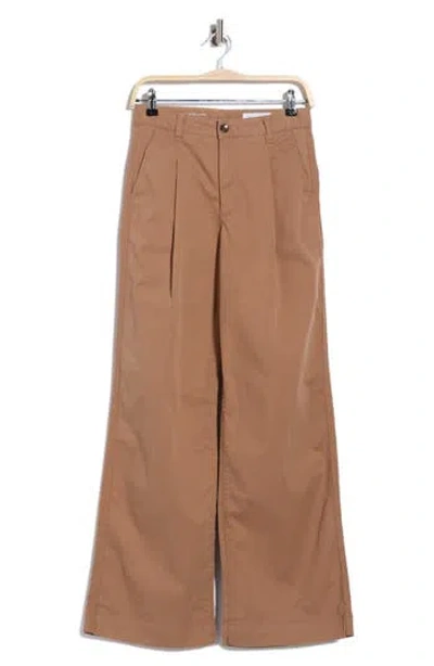 Ag Jules Pleated Wide Leg Chino Pants In Brown
