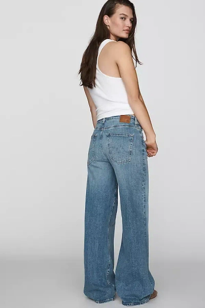 Ag Saige Mid-rise Wide-leg Jeans In Blue