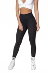 Agent 84 Everyday V-booty Leggings In Black In Black