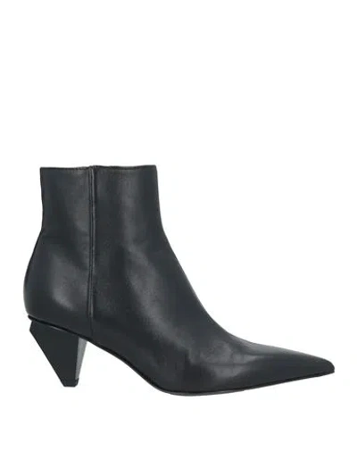 Agl Attilio Giusti Leombruni Agl Woman Ankle Boots Black Size 6 Leather In Black