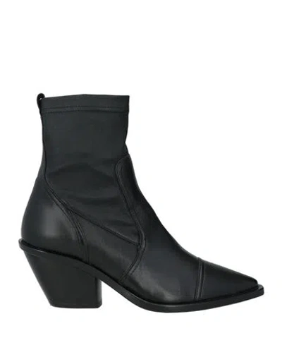 Agl Attilio Giusti Leombruni Agl Woman Ankle Boots Black Size 7 Leather