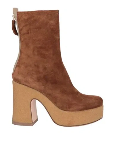 Agl Attilio Giusti Leombruni Agl Woman Ankle Boots Camel Size 9.5 Soft Leather In Beige