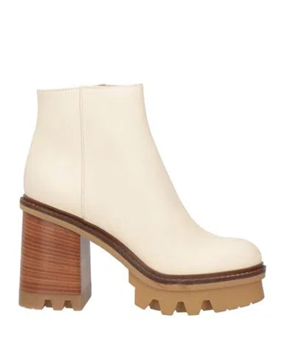 Agl Attilio Giusti Leombruni Agl Woman Ankle Boots Cream Size 8 Leather In White