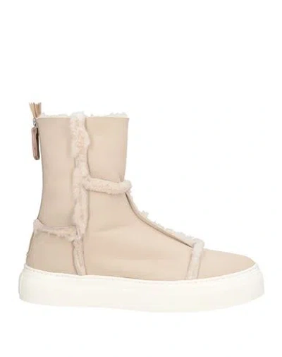 Agl Attilio Giusti Leombruni Agl Woman Ankle Boots Grey Size 7 Shearling In Gray