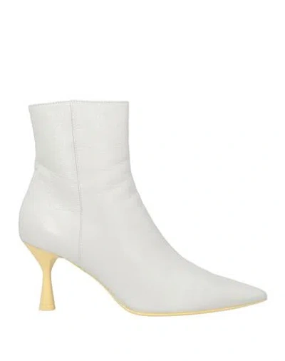 Agl Attilio Giusti Leombruni Agl Woman Ankle Boots Light Grey Size 10 Soft Leather