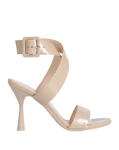 Agl Attilio Giusti Leombruni Agl Woman Sandals Beige Size 7.5 Leather