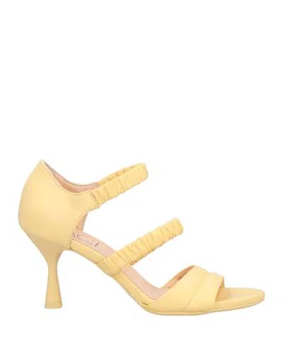Agl Attilio Giusti Leombruni Sandals In Yellow