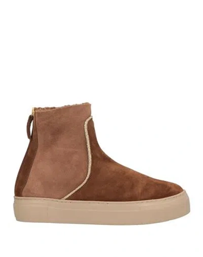 Agl Attilio Giusti Leombruni Agl Woman Sneakers Brown Size 8.5 Leather