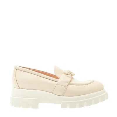 Agl Attilio Giusti Leombruni Cream Moccasin With Rubber Sole In Neutrals