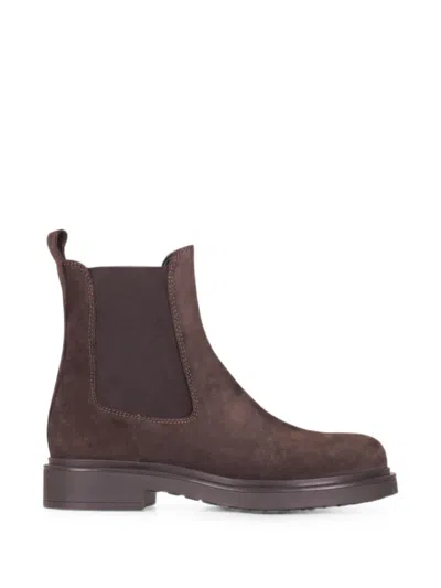 Agl Attilio Giusti Leombruni Loren Leather Chelsea Boots In Brown