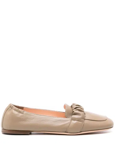 Agl Attilio Giusti Leombruni Marla Ruched Loafers In 绿色