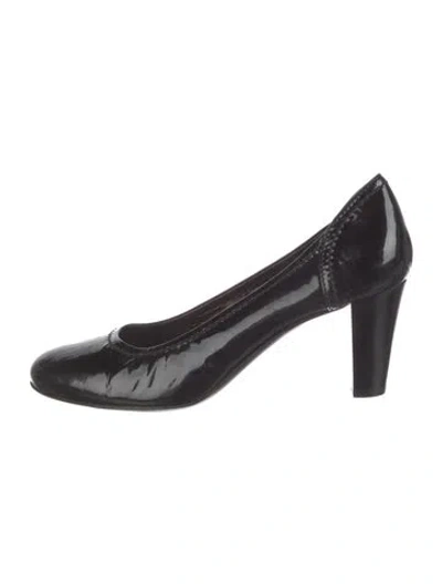 Pre-owned Agl Attilio Giusti Leombruni Patent Leather Pumps In Black