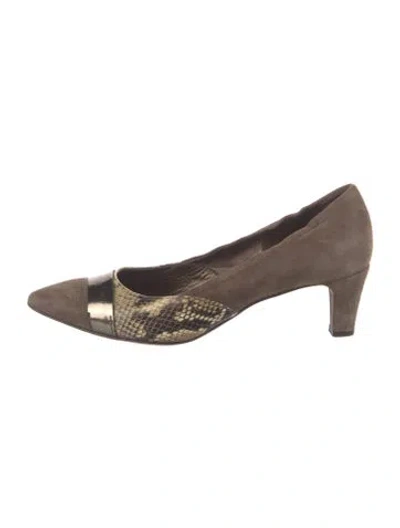 Pre-owned Agl Attilio Giusti Leombruni Suede Printed Pumps In Brown