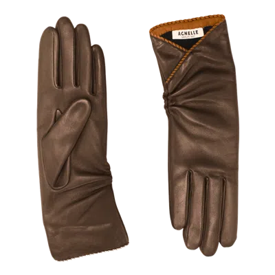 Agnelle Beatrice Lambskin Gathered Gloves In Brown