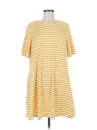 Pre-owned Agnes & Dora Casual Dress In Yellow