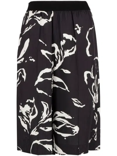 Agnona Pleated Floral Print Shorts With Elastic Waistband In Black
