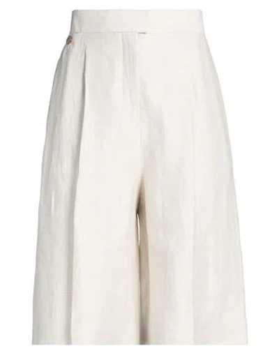 Agnona Woman Shorts & Bermuda Shorts Ivory Size 10 Linen In Neutral