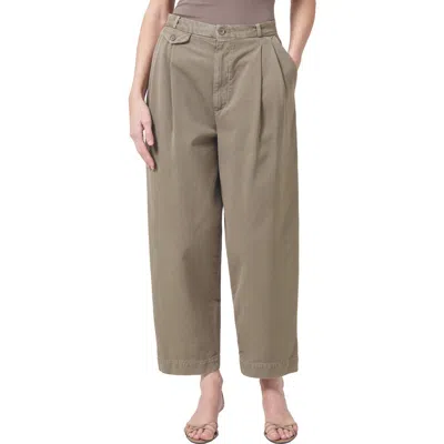 Agolde Becker Pleated Relaxed Fit Twill Chinos In Bark