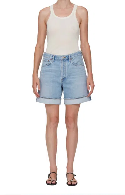 Agolde Dame Cuff Denim Short In Tension Bleach In Blue