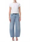Agolde Low Curve Fray Jean In Force In Blue