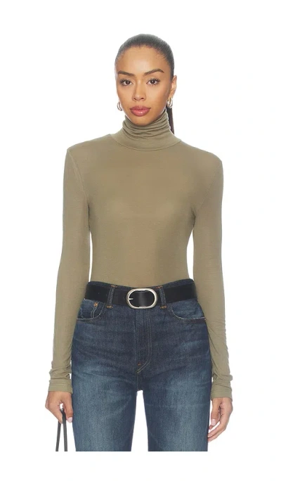 Agolde Pascale Turtleneck Top In Green