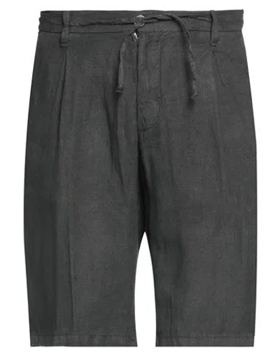 Ago.ra.lo Ago. Ra. Lo. Man Shorts & Bermuda Shorts Dark Green Size 42 Linen