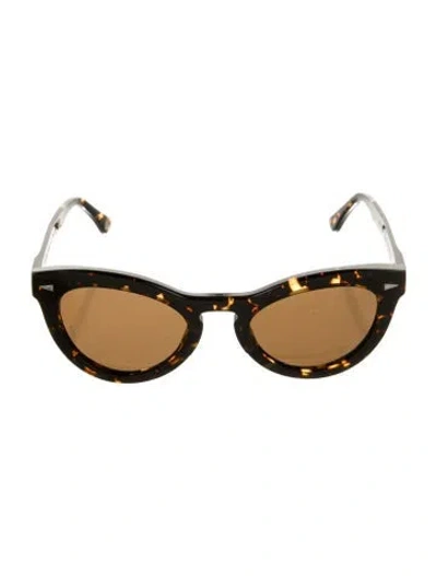 Pre-owned Ahlem Cat-eye Tinted Sunglasses In Brown