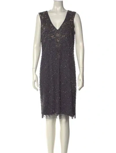 Pre-owned Aidan Mattox V-neck Knee-length Dress In Green