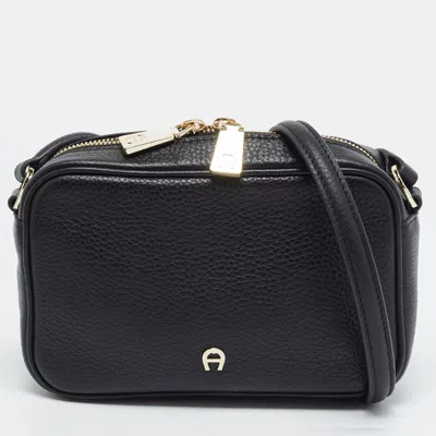 Pre-owned Aigner Amy Black Leather Camera Bag
