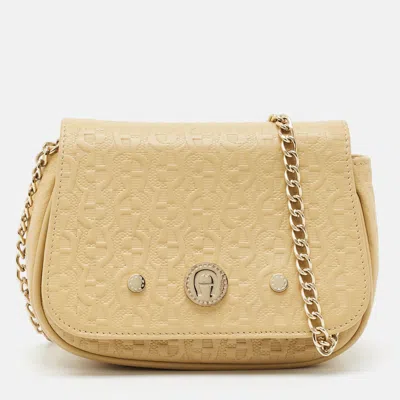 Pre-owned Aigner Beige Logo Embossed Leather Flap Bag