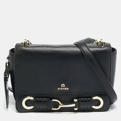 Pre-owned Aigner Black Leather Flap Shoulder Bag