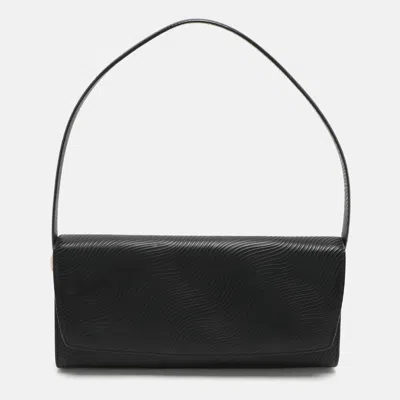 Pre-owned Aigner Black Textured Leather Flap Shoulder Bag