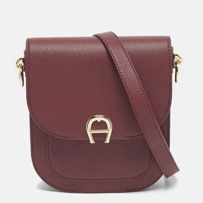 Pre-owned Aigner Burgundy Leather Xs Ariana Crossbody Bag