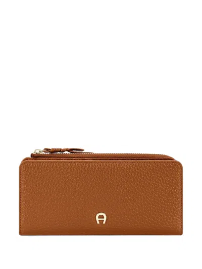 Aigner Carré Logo-plaque Pebbled Wallet In Blue