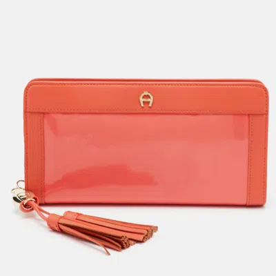 Pre-owned Aigner Cavallina Orange Leather And Patent Leather Tassel Zip Around Wallet