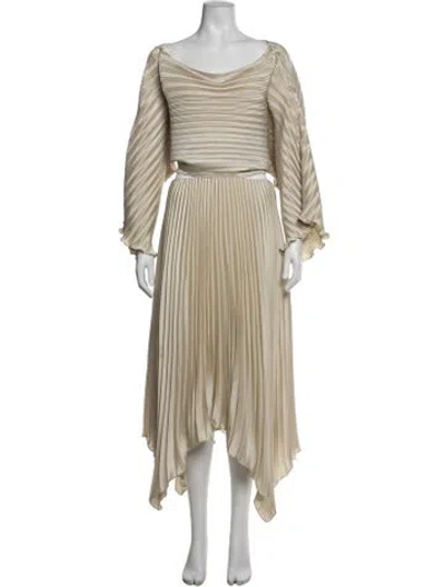 Pre-owned Aiifos Pleated Accents Dress Set In Neutrals