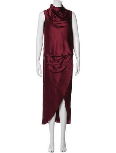 Pre-owned Aiifos Silk Keyhole Accent Skirt Set In Red