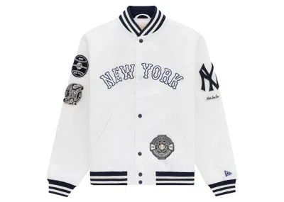 Pre-owned Aimé Leon Dore Men's Aime Leon Dore Yankees Satin Stadium Jacket In Cream In White