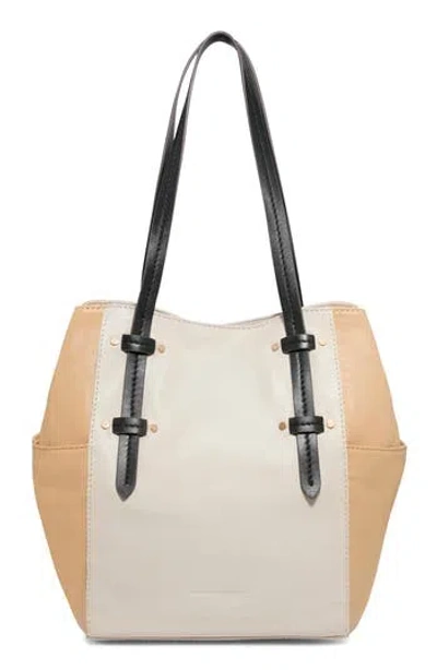Aimee Sullivan Tote In White