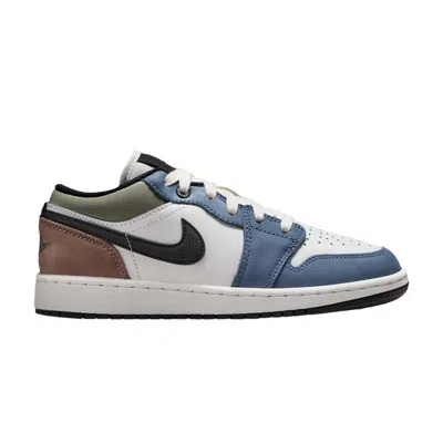 Pre-owned Air Jordan 1 Low Gs 'diffused Blue' | White | Kid's Size 5